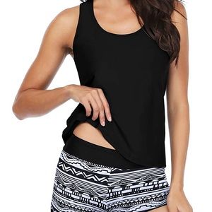 Yonique 3 piece Tankini - Top, Shorts and Tank - M